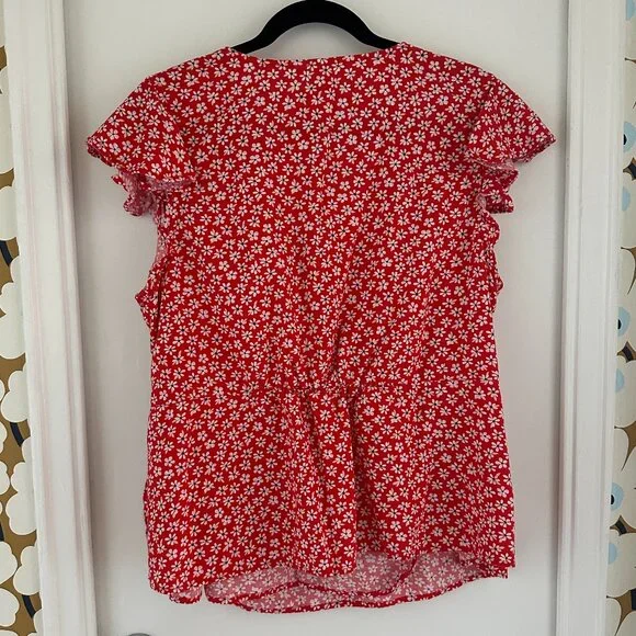Red Floral Flutter Sleeve Top - Picture 6 of 6